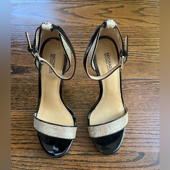 MICHAEL Michael Kors Sienna Glitter Silver/Black Sandals size 6 - Picture 5 of 13